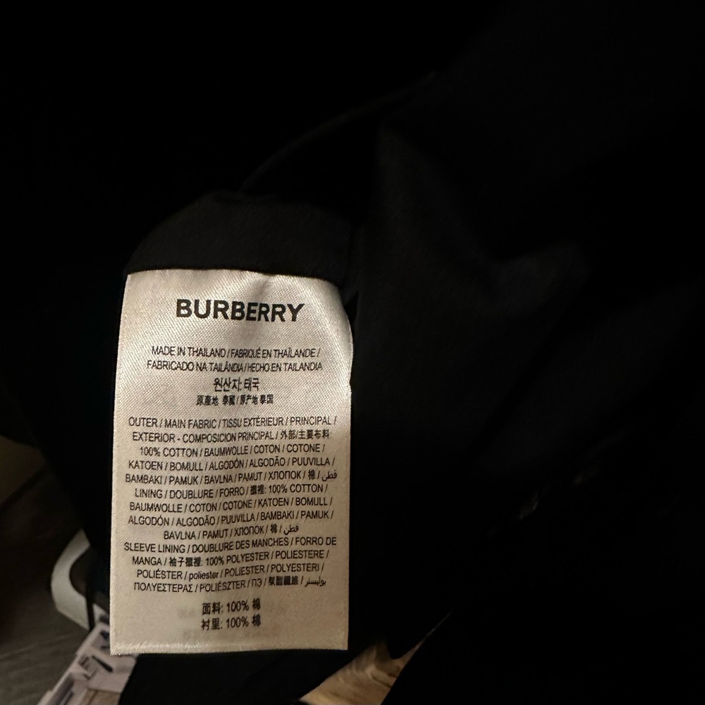 Woman’s Burberry Hillington Black Trench Coat with Signature Plaid Lining US 6 - Picture 15 of 15